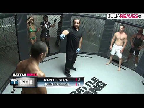 ❤️ Ultimate Fighter трахает як духтари рақами рост пас аз мубориза дар ҳалқаи Видео мақъад дар мо ❤